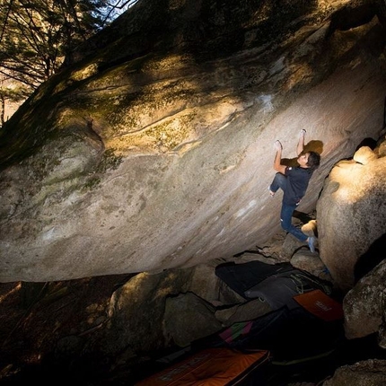 Tomoa Narasaki - Tomoa Narasaki making his flash ascent of Decided, an 8B+ boulder problem at Mizugaki in Japan.