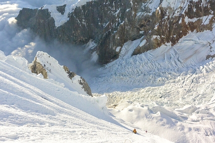 Siula Grande Peru - Siula Grande Peru: making the first ascent of Peruana Supreme (TD, 1000m, Benjamin Billet, Luis Crispin, Nathan Heald, Arttu Pylkkanen, Thomas Schilter 06/2019)