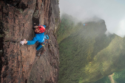 Leo Houlding e Co completano nuova via sul Monte Roraima