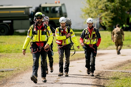 Corpo Nazionale Soccorso Alpino e Speleologico (CNSAS) - Il Corpo Nazionale Soccorso Alpino e Speleologico