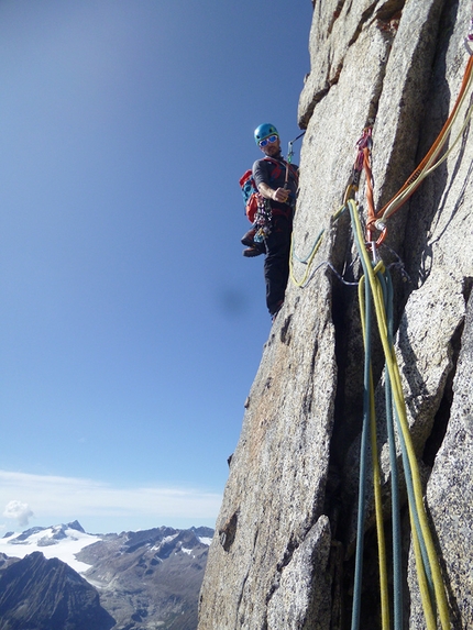 Monte Gabbiolo Adamello - Presanella - Traversata dei Puffi, Monte Gabbiolo: Francesco Salvaterra e il gruppo dell'Adamello 