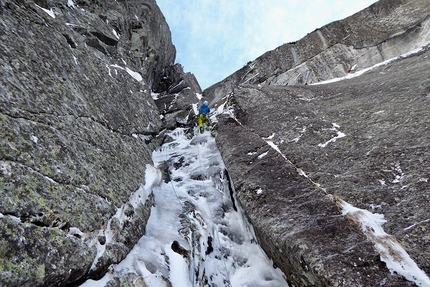 Natascha Knecht, Marcel Schenk uncover new mixed climb deep in Switzerland's Val Bregaglia