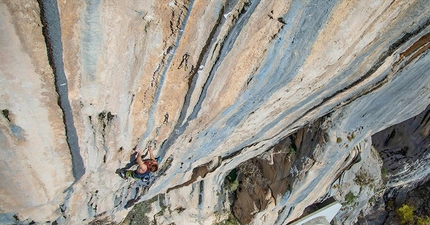 Sébastien Bouin delights in The Dream 9b, the most difficult sports climb in Albania