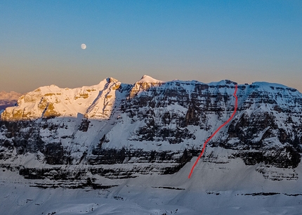 Cima Termoncello, Dolomiti di Brenta - L’Enfant (Terribile), Cima Termoncello, Dolomiti di Brenta (Andrea Cozzini, Alberto Ferrazza, Claudio Lanzafame, Marco Maganzini 10/12/2019)