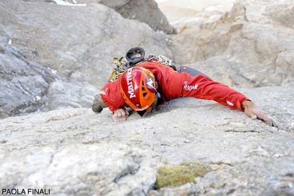 Sass dla Crusc - Messner slab - Nicola Tondini on the Messner slab on Pilastro di Mezzo, Sass dla Crusc