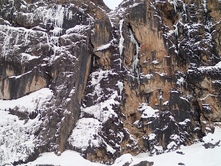 Iron Man, Torre Murfrëit, Passo Gardena, Dolomiti, Santiago Padrós, Giovanni Andriano - Iron Man, Torre Murfrëit, Passo Gardena, Sella, Dolomiti