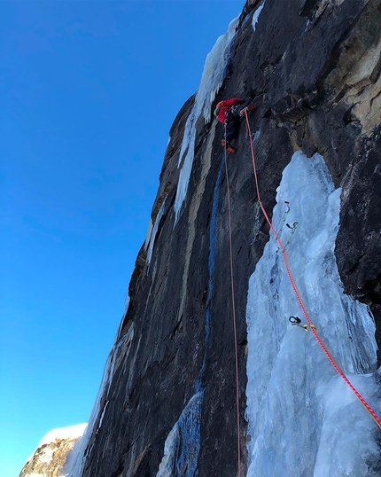 Ice climbing Cogne Valnontey - Ice climbing Cogne: two new icefalls in Valnontey