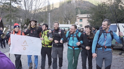 Va' Sentiero, Sentiero Italia - Il team di Va' Sentiero arriva a Visso
