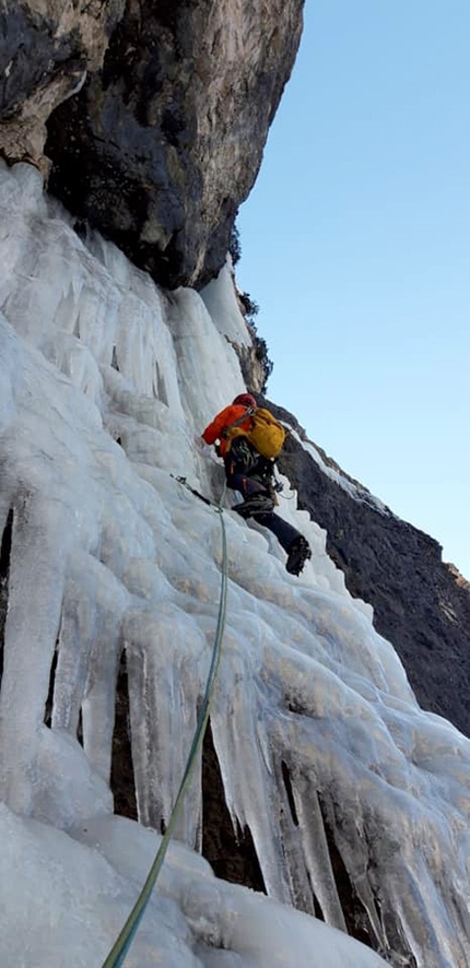 Val Travenanzes Dolomites - Christoph Hainz  making the first ascent of Barba Bianca in Val Travenanzes, Dolomites with Manuel Baumgartner (10/01/2019)