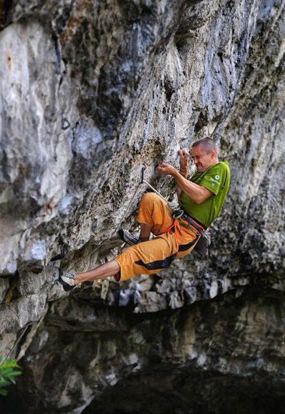 Raven Tor - Steve McClure getting to grips with Hubble 8c+, Raven Tor, UK