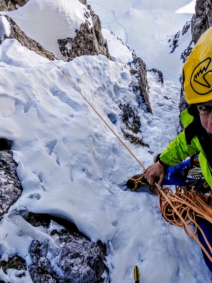 Dente dei Camosci, Alpi Orobie Bergamasche - Via Zero Peones, Avancorpo Dente dei Camosci (Cristian Candiotto, Roberto Tommasetto 01/2020)