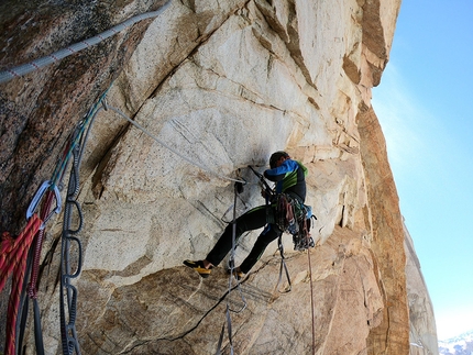 Cerro Torre Patagonia - Cerro Torre Parete Est: tentativo di Matteo Della Bordella e Matteo Pasquetto di salire il Diedro degli Inglesi in stile alpino, 01/2019