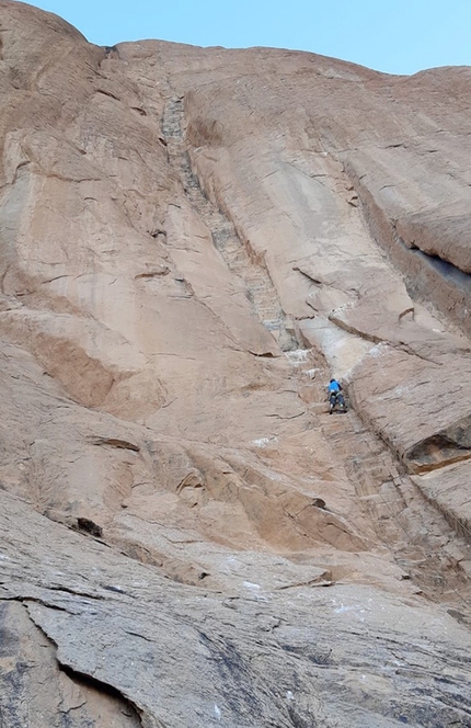 Climbing in Sudan - Climbing around Kassala in Sudan (Chris Warner, Jonny Baker)