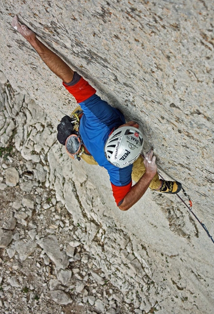 Red, Moon and Star - Kizilin Bacì (Ala Daglar) - Rolando Larcher on the first pitch of Red, Moon and Star