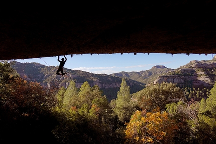 Iker Pou - Iker Pou making the first ascent of Artaburu at Margalef in December 2018, the hardest sport climb he has climbed so far. 9b or 9b+ even? The grade still needs confirming