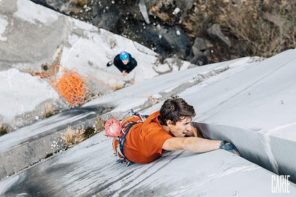 Carie, marble quarries, Apuan Alps - Lorenzo Carasio rock climbing in the marble quarries of the Apuan Alps