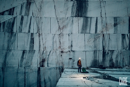 Carie, marble quarries, Apuan Alps - Carie: rock climbing in the marble quarries of the Apuan Alps