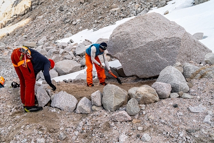 Cerro Cachet Patagonia - La prima salita dalla parete NE di  Cerro Cachet in Patagonia (Lukas Hinterberger, Nicolas Hojac, Stephan Siegrist)