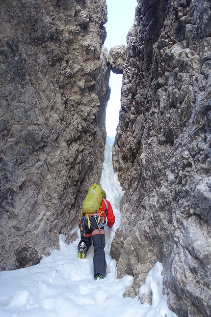 Zsigmondykopf, Elferkofel, Dolomites - Making the first ascent of Zsigmondycouloir on Zsigmondykopf, Elferkofel, Dolomites (Hannes Egarter, Hannes Pfeifhofer 15/01/2020)