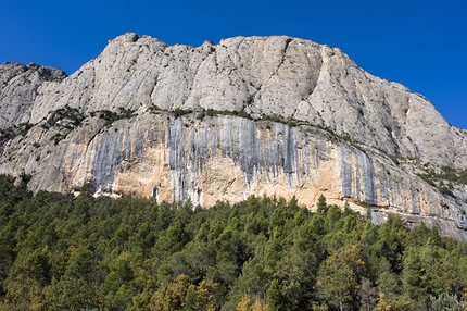 Lleida, Spagna - L'incredibile Contrafort de Rumbau a Oliana