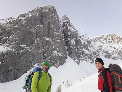 Pizzo di Petto, Alpi Orobie - Durante l'apertura di Cocoon, Pizzo di Petto, Alpi Orobie (15/01/2020 Giangi Angeloni, Marco Birolini, Ennio Spiranelli)