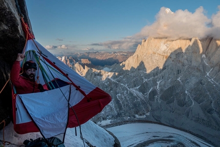 Nicolas Favresse, Sean Villanueva, Cerro Standhardt, Patagonia - Sean Villanueva resting on an inflatable portaledge during the first ascent of El Flechazo on Cerro Standhardt in Patagonia