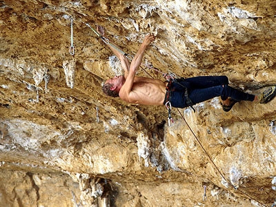 Erri de Luca - Erri De Luca su “Viaggio = infinito” 8b+  Grotta dell'Arenauta - Sperlonga