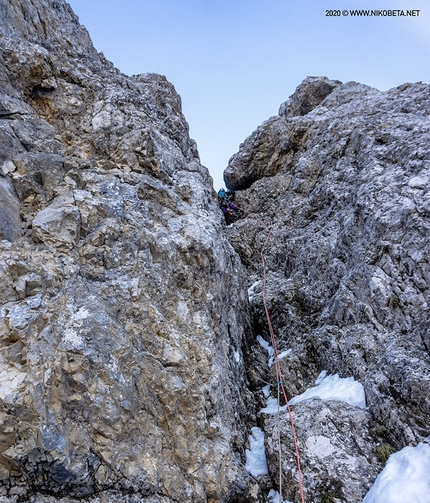 Cima Mosca, Piccole Dolomiti, Nicola Bertolani, Matthias Stefani - Transiberiana Express alla Cima Mosca, Piccole Dolomiti: apertura del sesto tiro