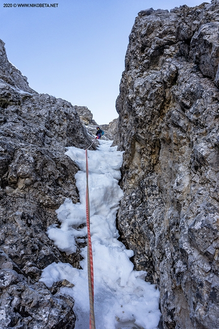 Cima Mosca, Piccole Dolomiti, Nicola Bertolani, Matthias Stefani - Transiberiana Express alla Cima Mosca, Piccole Dolomiti: apertura del sesto tiro