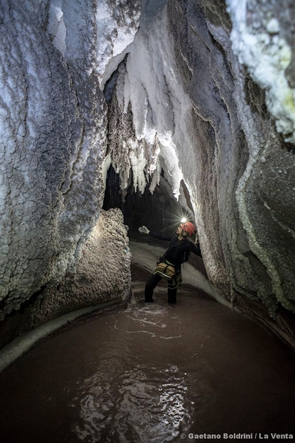 Iran - Progetto Grotte di sale - Iran - Progetto Grotte di sale: Namak River Cave
