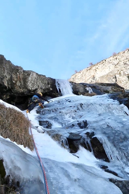 Valsavarenche cascate di ghiaccio - Back Home, Valsavarenche (Alberto Corbella, Oliviero Gobbi, Ezio Marlier 22/02/2020)
