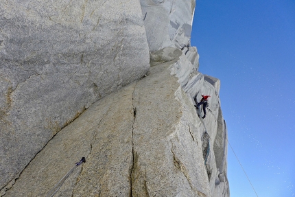 Aguja Saint-Exupéry, Patagonia, Luka Lindič, Luka Krajnc - Mir, Aguja Saint-Exupéry, Patagonia: the A3 pitch that took the most time to be climbed