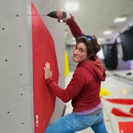 Anna Borella - Anna Borella traccia la gara di Coppa Italia Boulder 2020 al Crazy Center di Prato