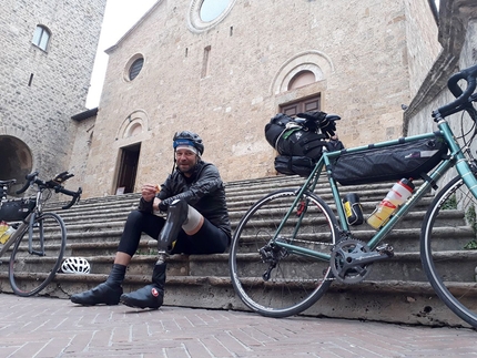 Un'Italia a pedali - Michele Maggioni e Pietro Dal Prà: dal Gran Paradiso alla Toscana