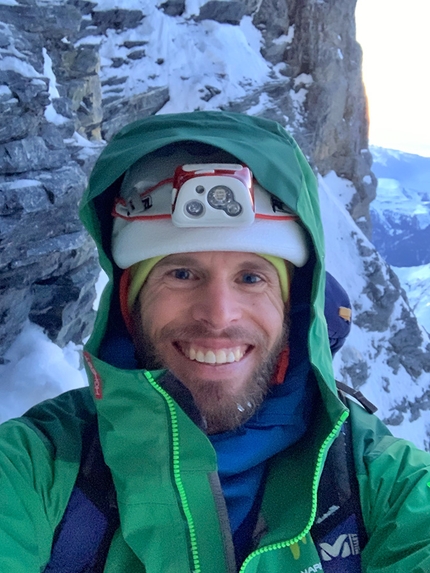 Eiger parete Nord, Francesco Rigon, Edoardo Saccaro - Eiger parete Nord: Francesco Rigon, selfie sulla cengia friabile