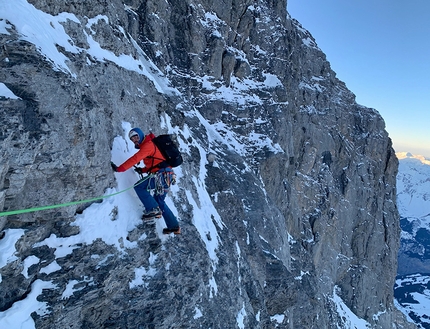 Eiger parete Nord, Francesco Rigon, Edoardo Saccaro - Eiger parete Nord: Edoardo Saccaro sul Traverso degli Dei