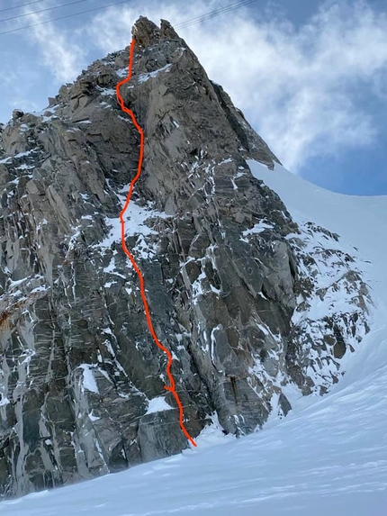 Grand Flambeau Monte Bianco, Ezio Marlier - Il tracciato di Carol & Philip al settore Cuori di Ghiaccio del Grand Flambeau (Monte Bianco), aperta da Ezio Marlier e Luigi Santini nel dicembre 2019