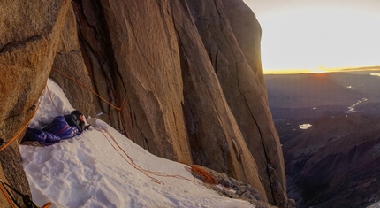Nicolas Favresse, Sean Villanueva, Aguja Poincenot, Patagonia - Nico Favresse and Sean Villanueva making the first repeat and first free ascent of Historia interminable on Aguja Poincenot in Patagonia