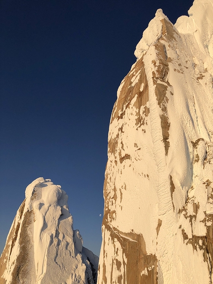 Cerro Torre, Patagonia - Via dei Ragni, Cerro Torre in Patagonia per Edoardo Saccaro e Pietro Picco, febbraio 2020