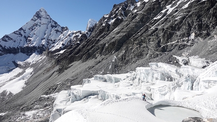 Da Yosemite alla Patagonia, in mezzo il Nepal, Giovanni Zaccaria - Alice Lazzaro verso l'Amphulapcha La Pass, Nepal