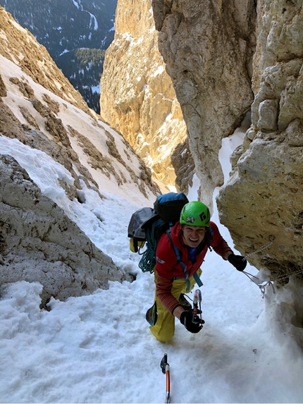 Piz Ciavazes, Dolomiti, Acqua Tirolese  - Hannes Hofer verso l'Acqua Tirolese sul Piz Ciavazes, Dolomiti