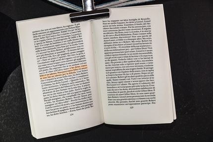 Arrampicatori Culturisti. Di Andrea Tosi - 'Essere felici è un talento. Non puoi essere felice in amore se non hai talento per la felicità.' tratto da Felici i felici di Yasmina Reza (Adelphi, 2013)