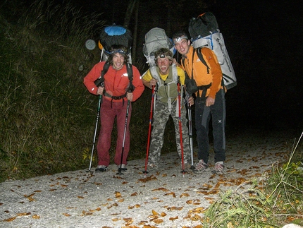 Torre Sprit, Pale di San Martino, Dolomiti - Luca Matteraglia, Daniele Geremia e Alessandro Baù prima dell'apertura di Timelapse alla Torre Sprit nelle Pale di San Martino, Dolomiti, 2008