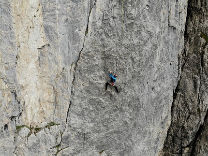 Torre Sprit, Pale di San Martino, Dolomiti - Alessandro Beber sul primo tiro di Timelapse alla Torre Sprit nelle Pale di San Martino, Dolomiti