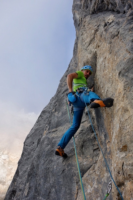 Torre Sprit, Pale di San Martino, Dolomiti - Alessandro Baù in apertura su Timelapse alla Torre Sprit nelle Pale di San Martino, Dolomiti: