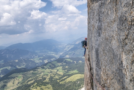 Coffee Break #26 - Coffee Break #26: traverso sulla via del Grande Muro al Sasso della Croce, Dolomiti