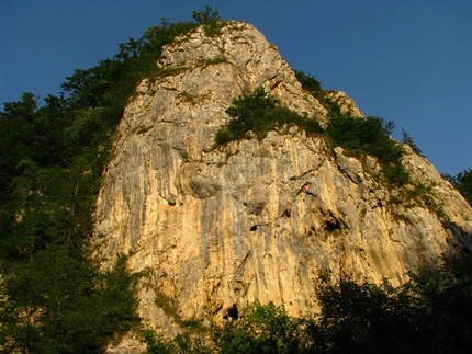 Rock climbing in Romania - Rock climbing in Romania: Sector Brana from Pietrele lui Solomon crag