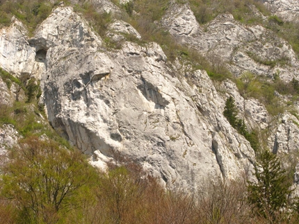 Rock climbing in Romania - Rock climbing in Romania: Sector Aboland from Postavaru crag