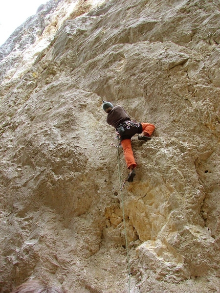 Rock climbing in Romania - Rock climbing in Romania: Ciprian Draghici on More than a Feeling, 6b, Tamina