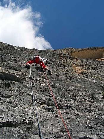 Tofana di Rozes, Dolomiti, Massimo Da Pozzo - Primo Spigolo Tofana di Rozes, Dolomiti: Massimo Da Pozzo su Il vecchio leone e la giovane fifona